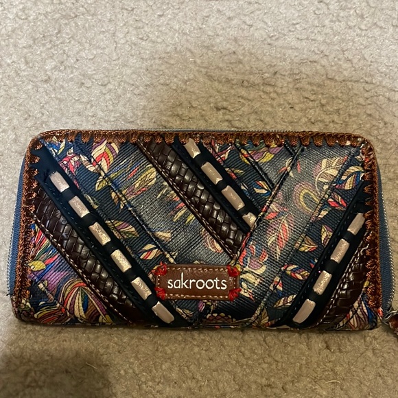 ❤️‍🔥SOLD❤️‍🔥Sakroots Wallet - Picture 1 of 7